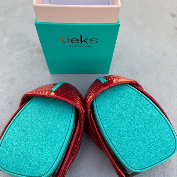 RARE Tieks by Gavrieli Red Diamond Womens size 9 Ballet Flats NIB - Picture 3 of 4
